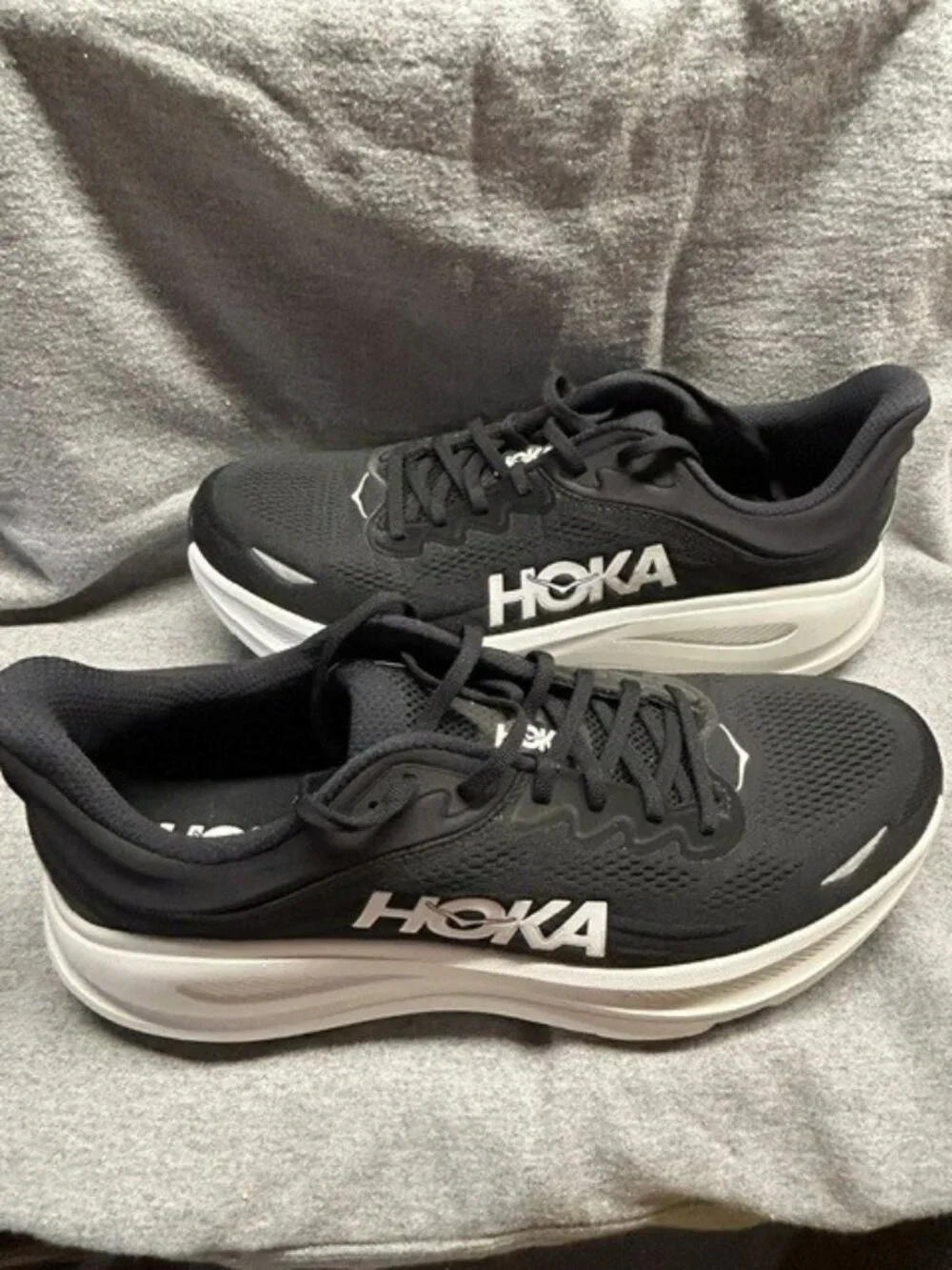 Hoka One  Bondi 9 1162011 / BWHT Men's size 13 Black/white Color